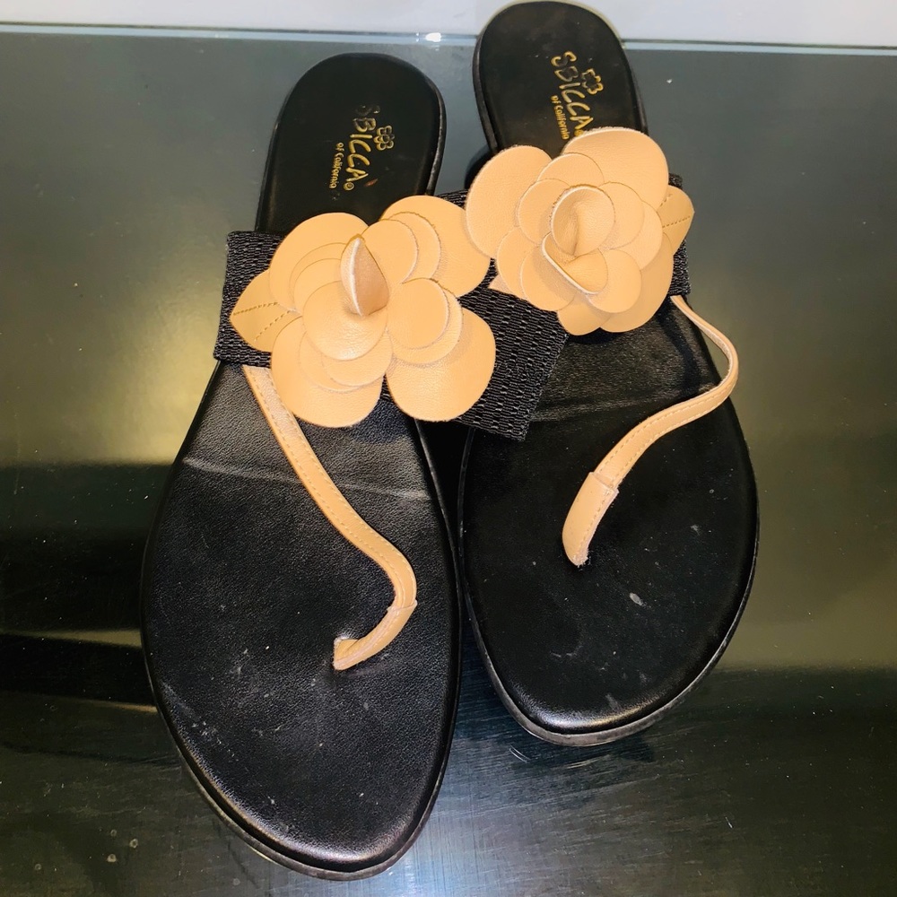 Sbicca Women’s Sandals with Tan Rose strap